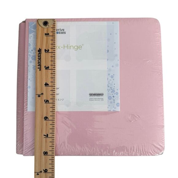 New in sealed package Creative Memories Flex Hinge Leatherette Album pink - Picture 4 of 5